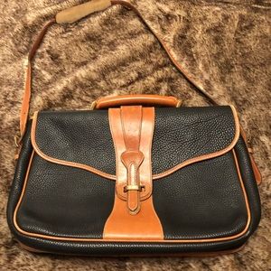 Vintage Dooney & Bourke messenger bag